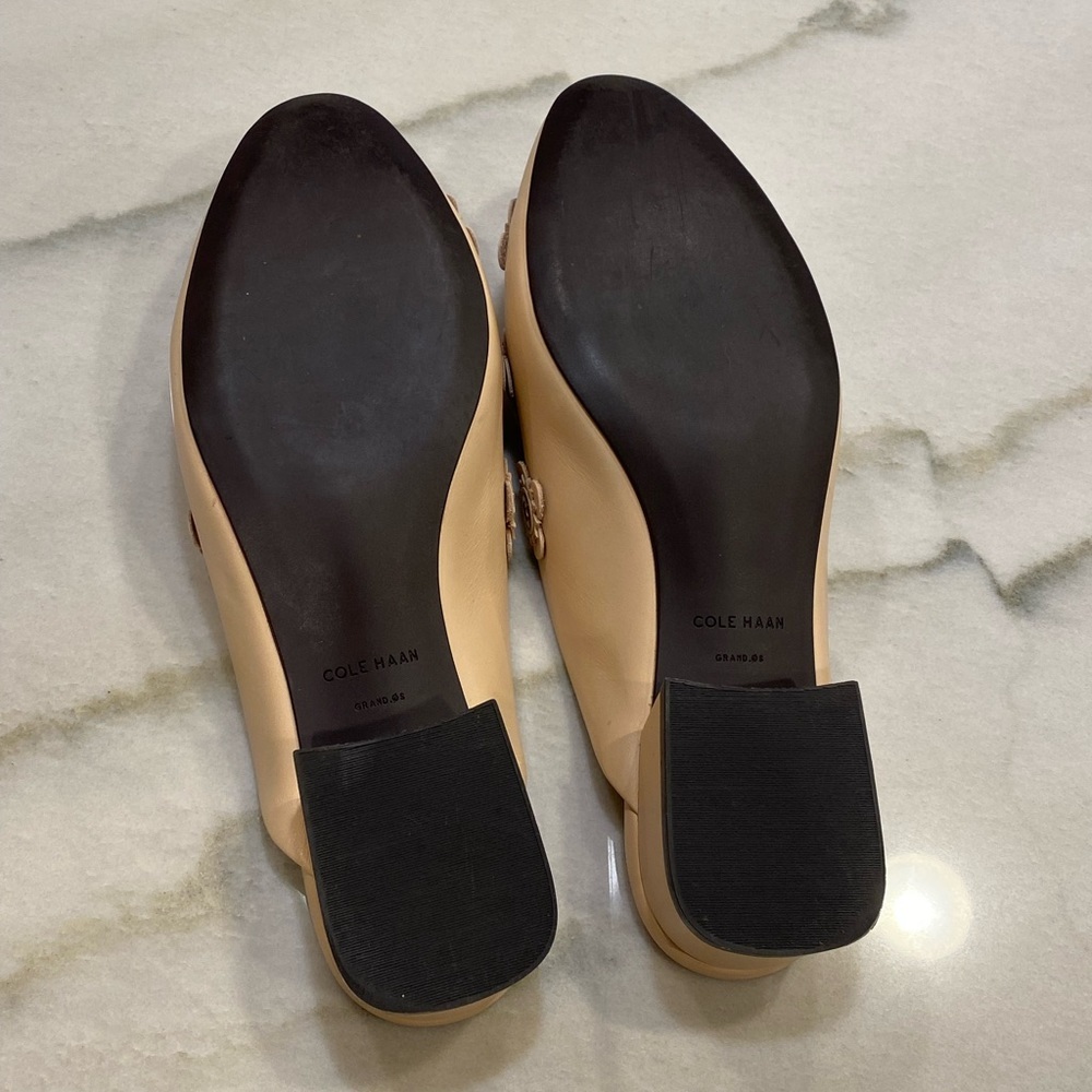 Cole Haan Mules Size 9 Beige Floral Embellished Mules - Picture 9 of 13